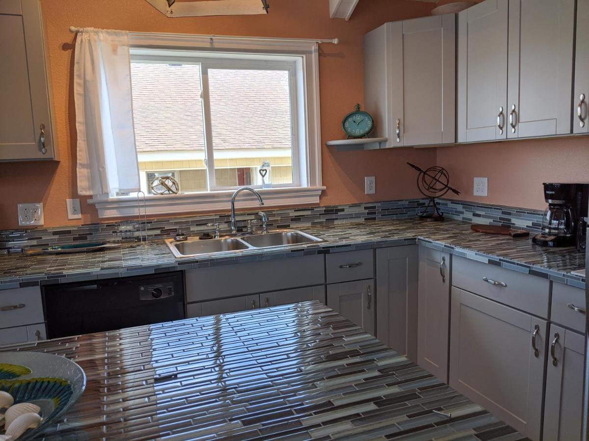 2508 Beach Rd, Semi-Oceanfront, Pool/Hot Tub Nags Head Esterno foto